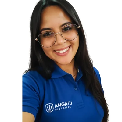 Alana Leitielly, designer da Angatu Sistemas.
